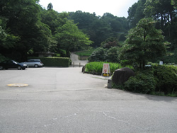 織屋跡（花菖蒲園） 