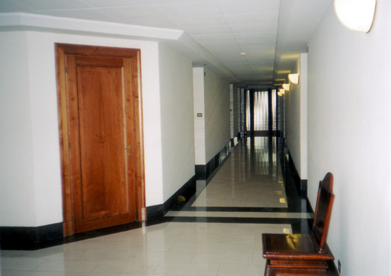 廊下（2004年6月撮影　©カトリック中央協議会）