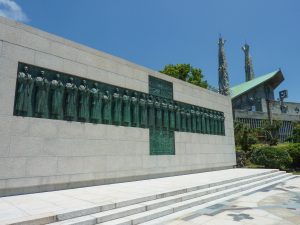 長崎26殉教者記念像